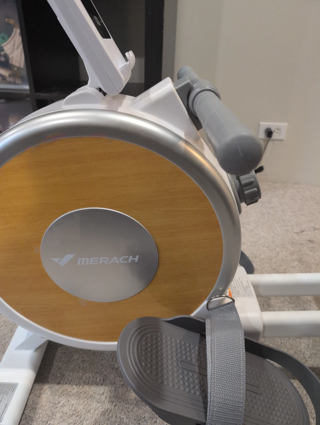 Merach Q1S Magnetic Rowing Machine - photo 2