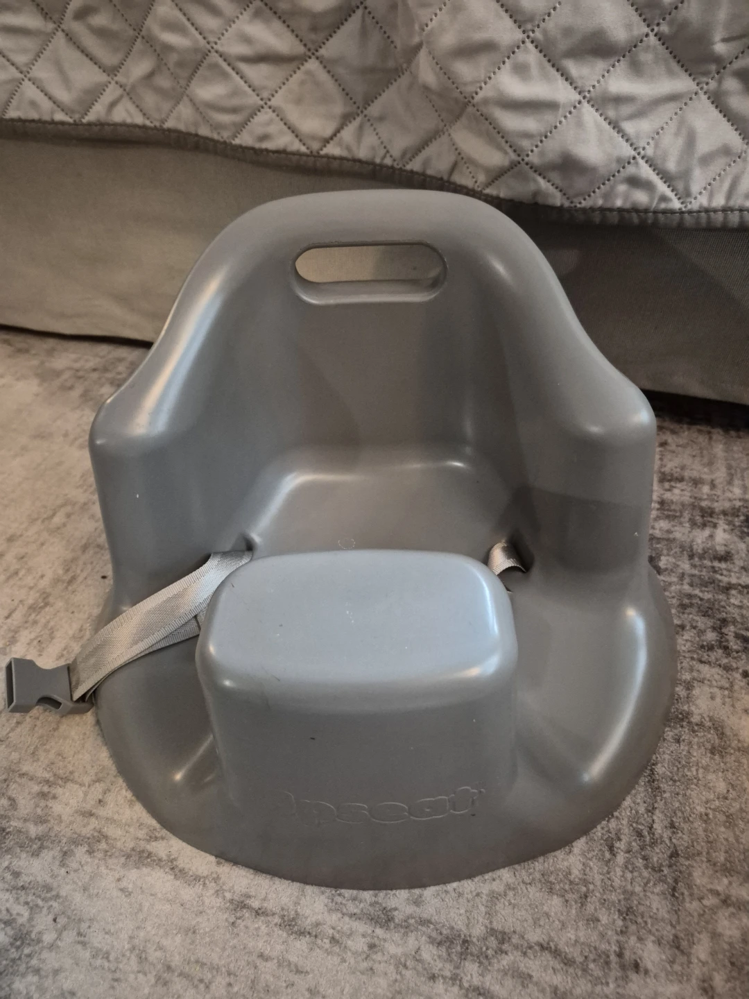 Upseat Booster Seat with Tray - photo 3