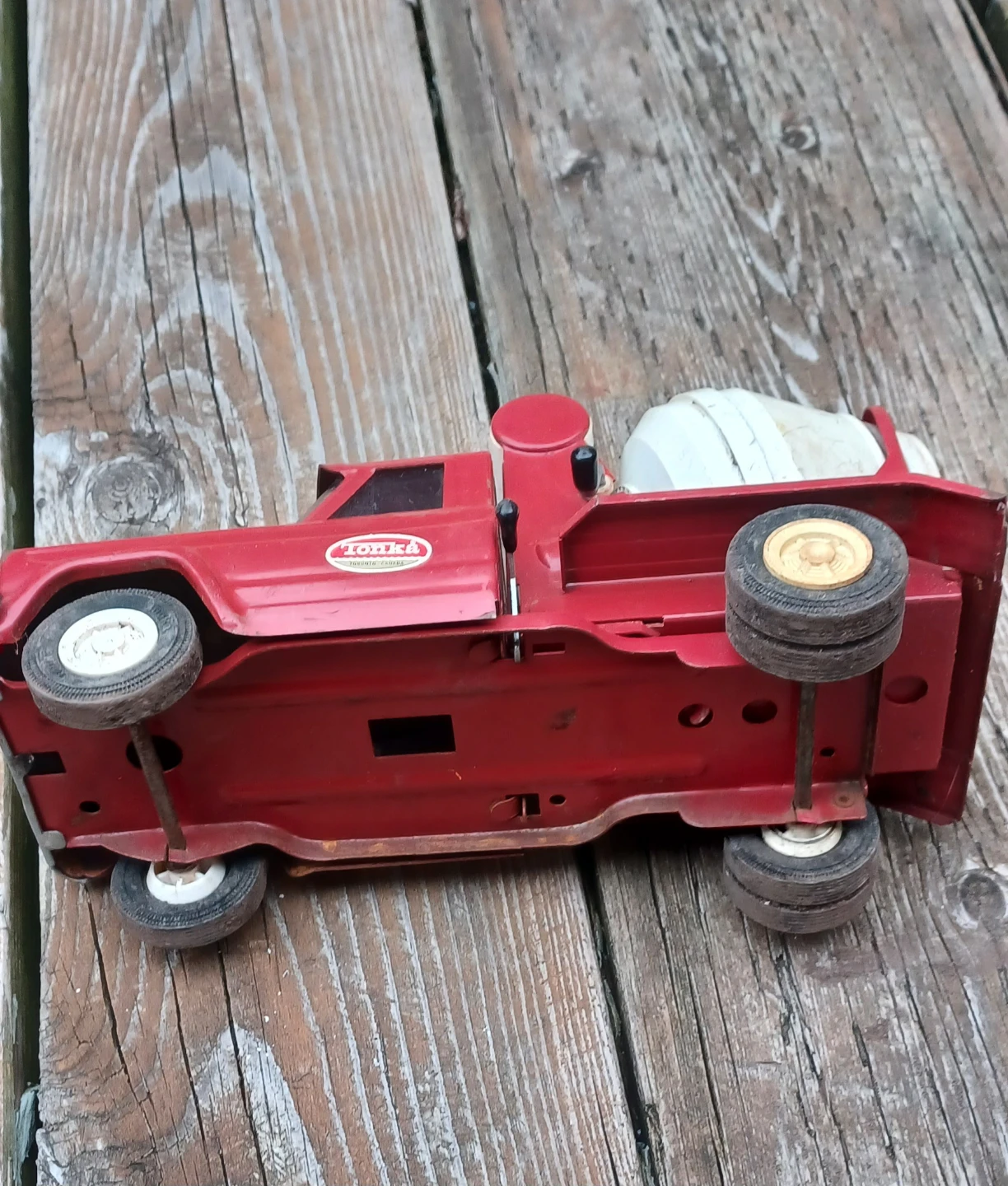 Red Tonka Cement Mixer Truck Toy - photo 5
