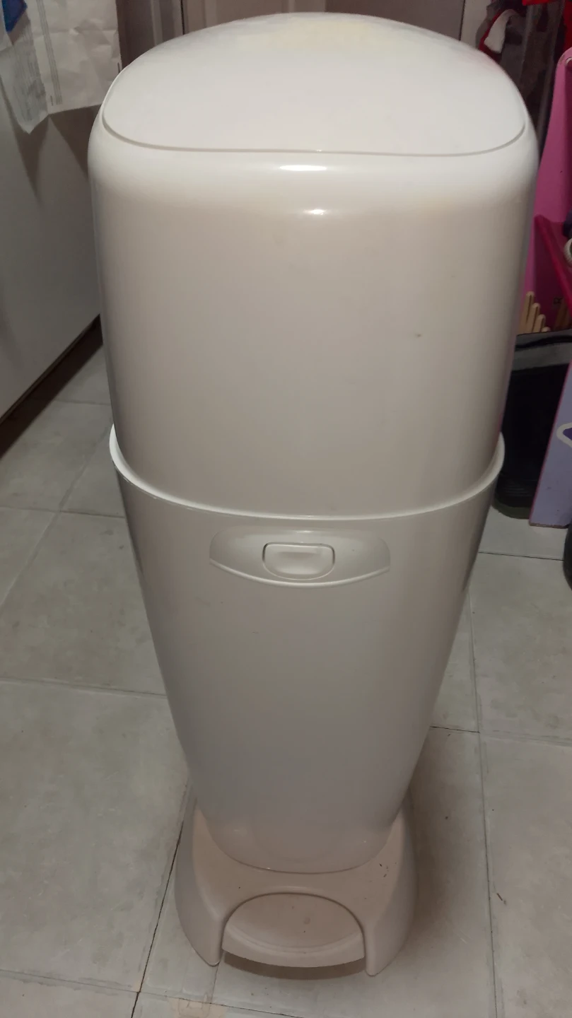 Diaper genie