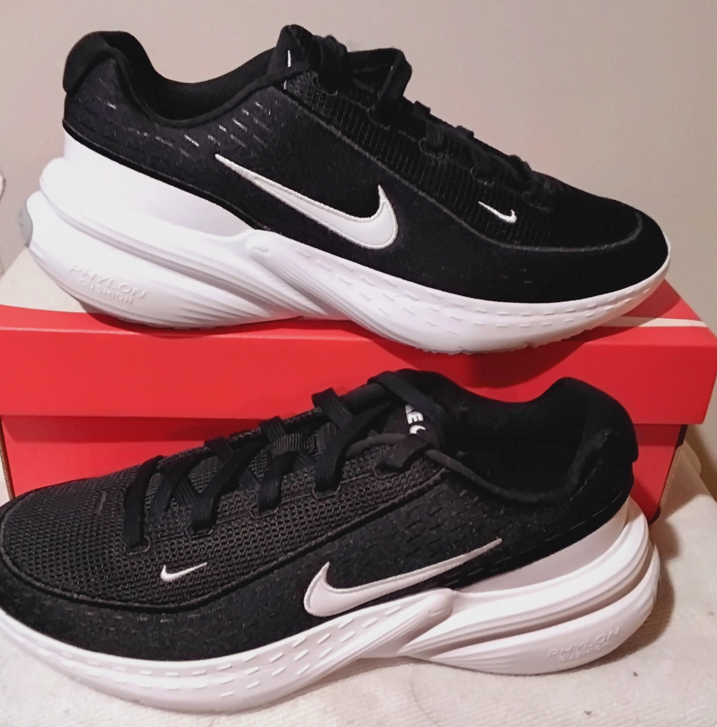 Nike Running Shoes - photo 2