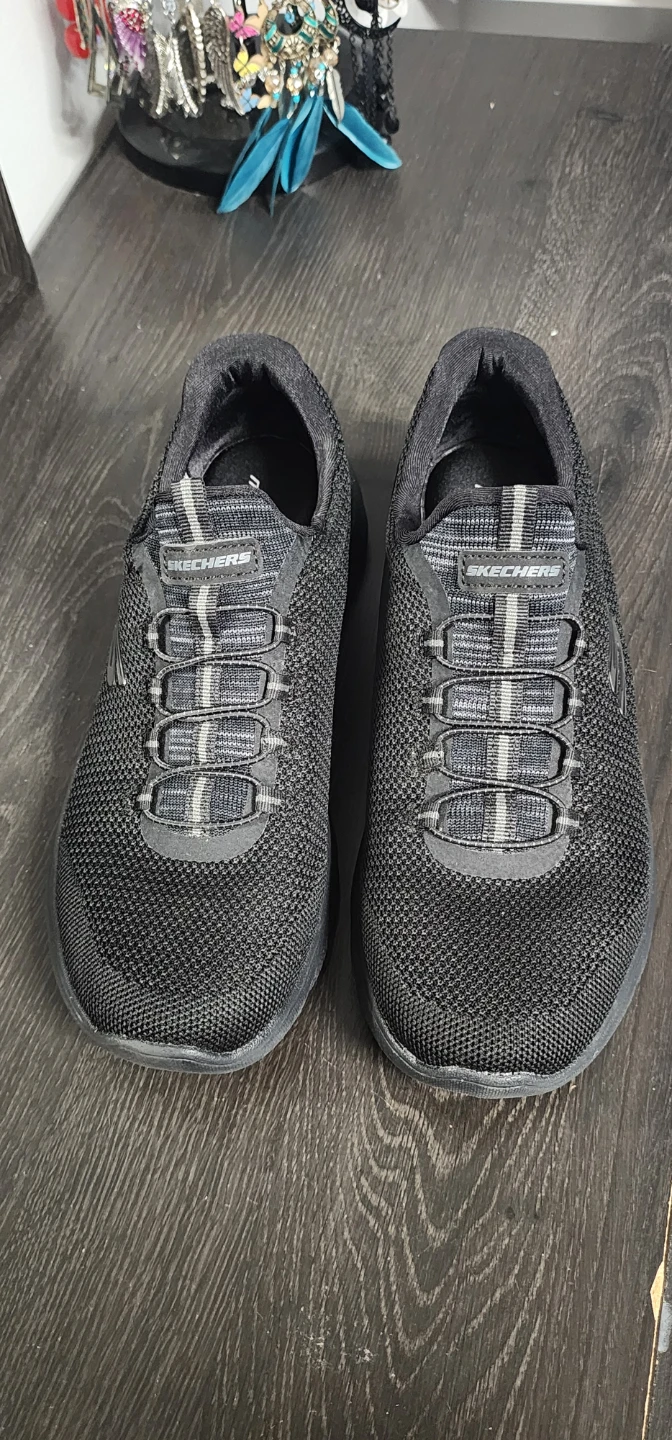 Skechers Women's Black Memory Foam Sneakers Size 8.5 - photo 2