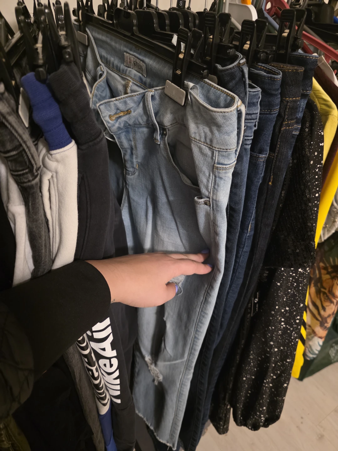 Clothes - mens and womens - photo 4