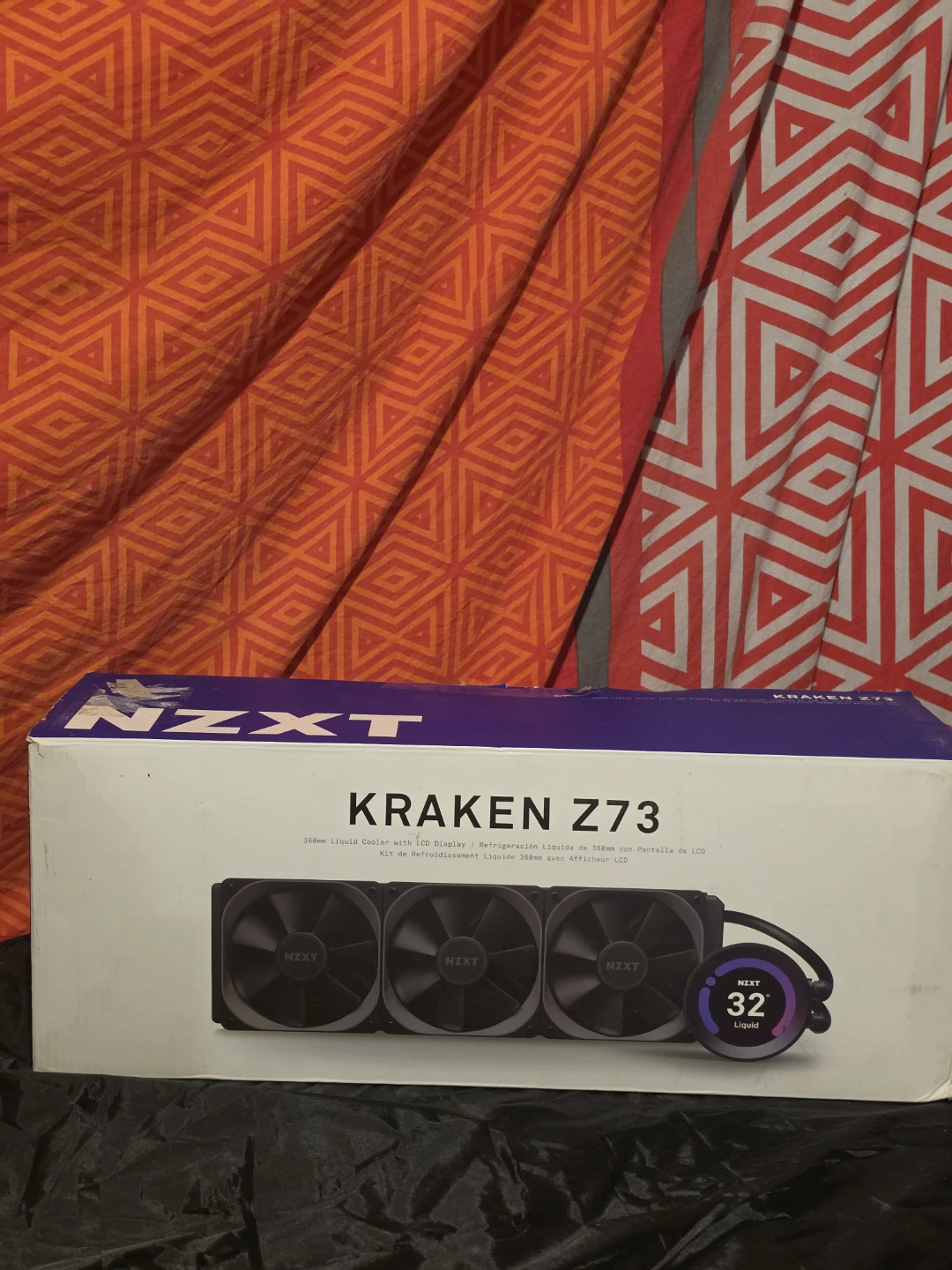 NZXT Kraken Z73 360mm Liquid Cooler with LCD Display - photo 5