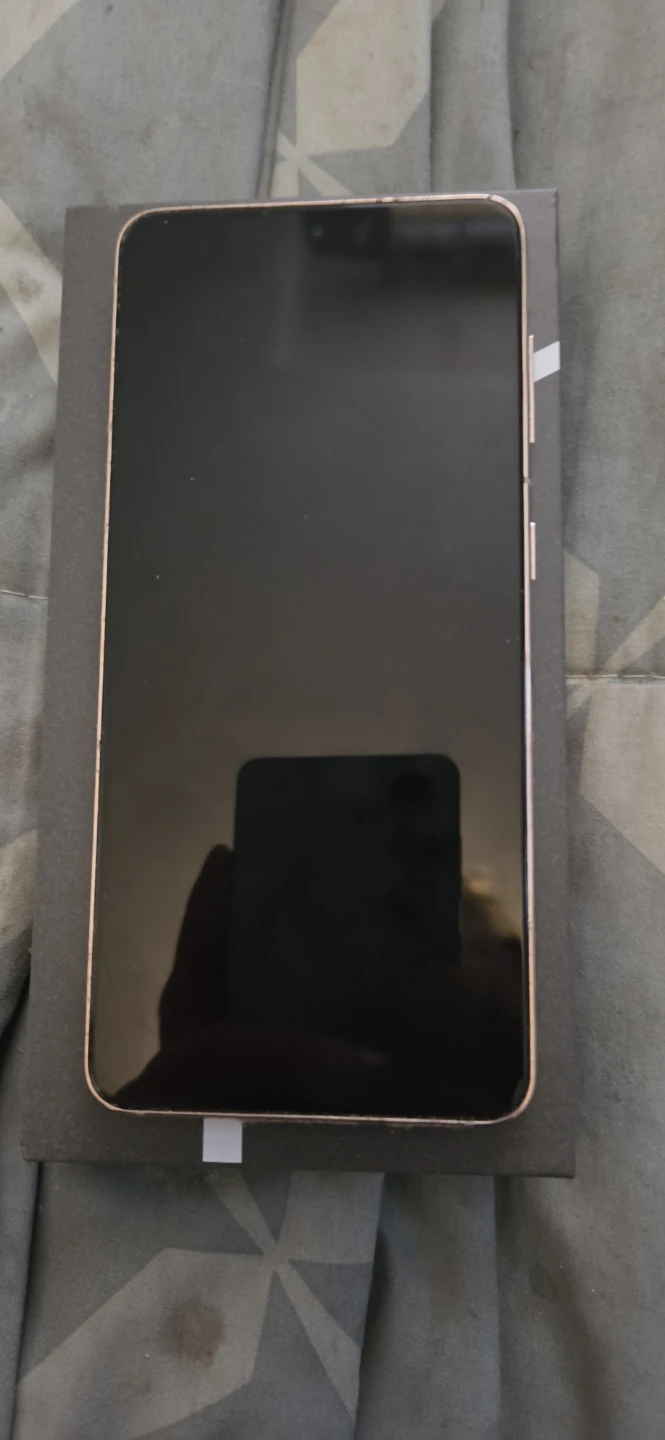 Samsung Galaxy S21 5G Cell Phone