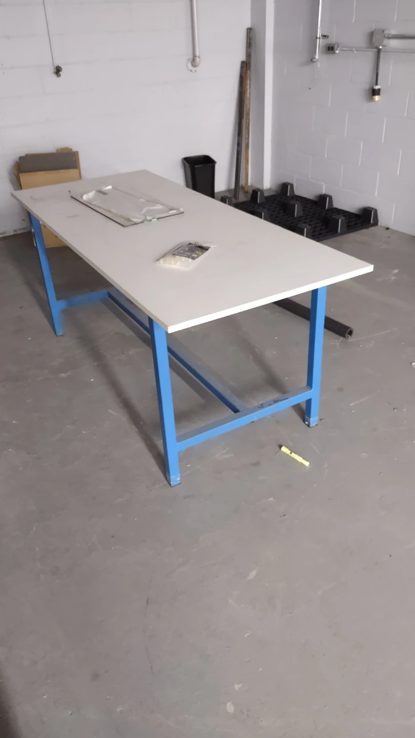 Heavy duty shop table