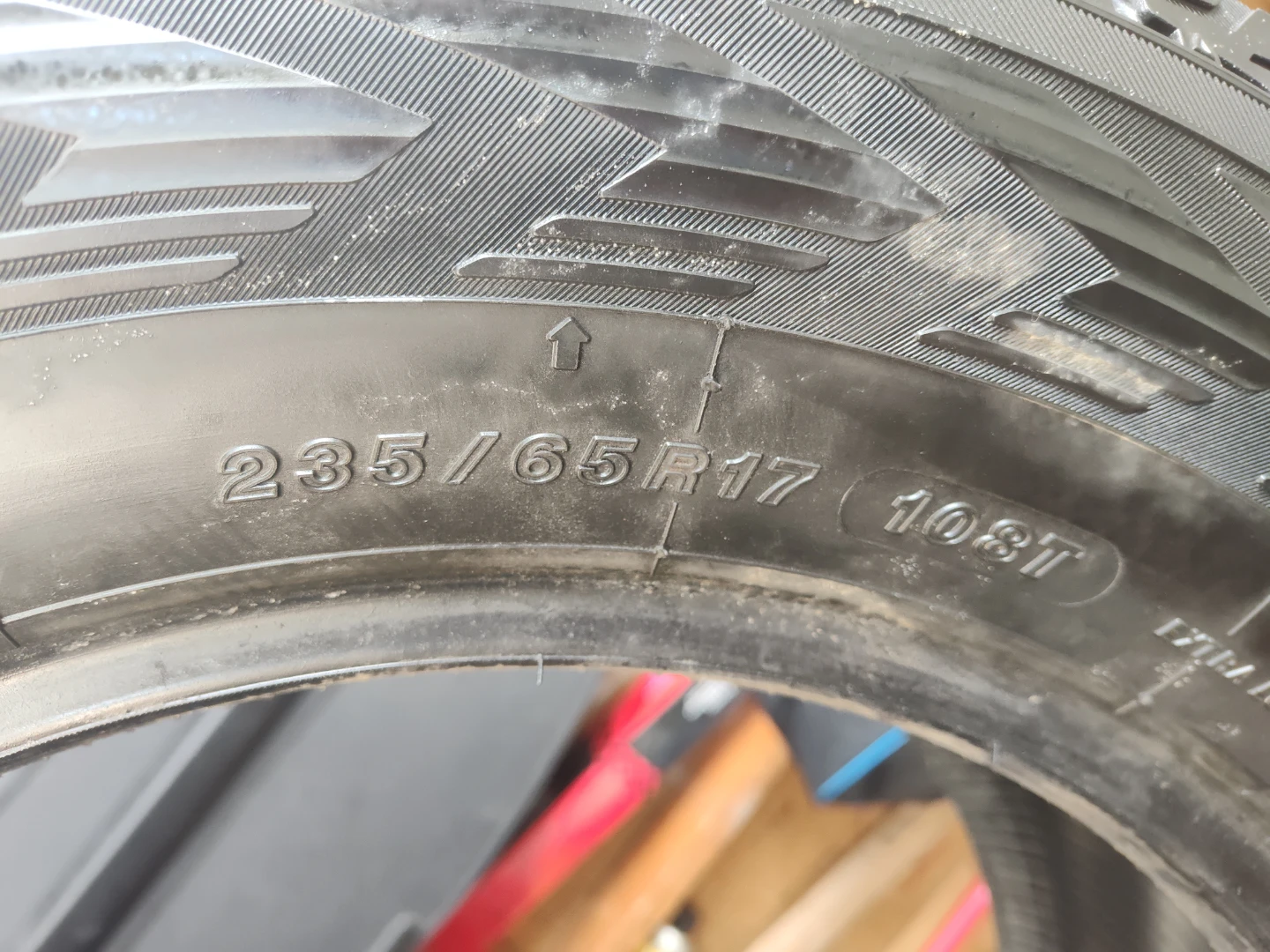 Yokohama IceGUARD G075 Winter Tires - 235/65R17 - photo 3