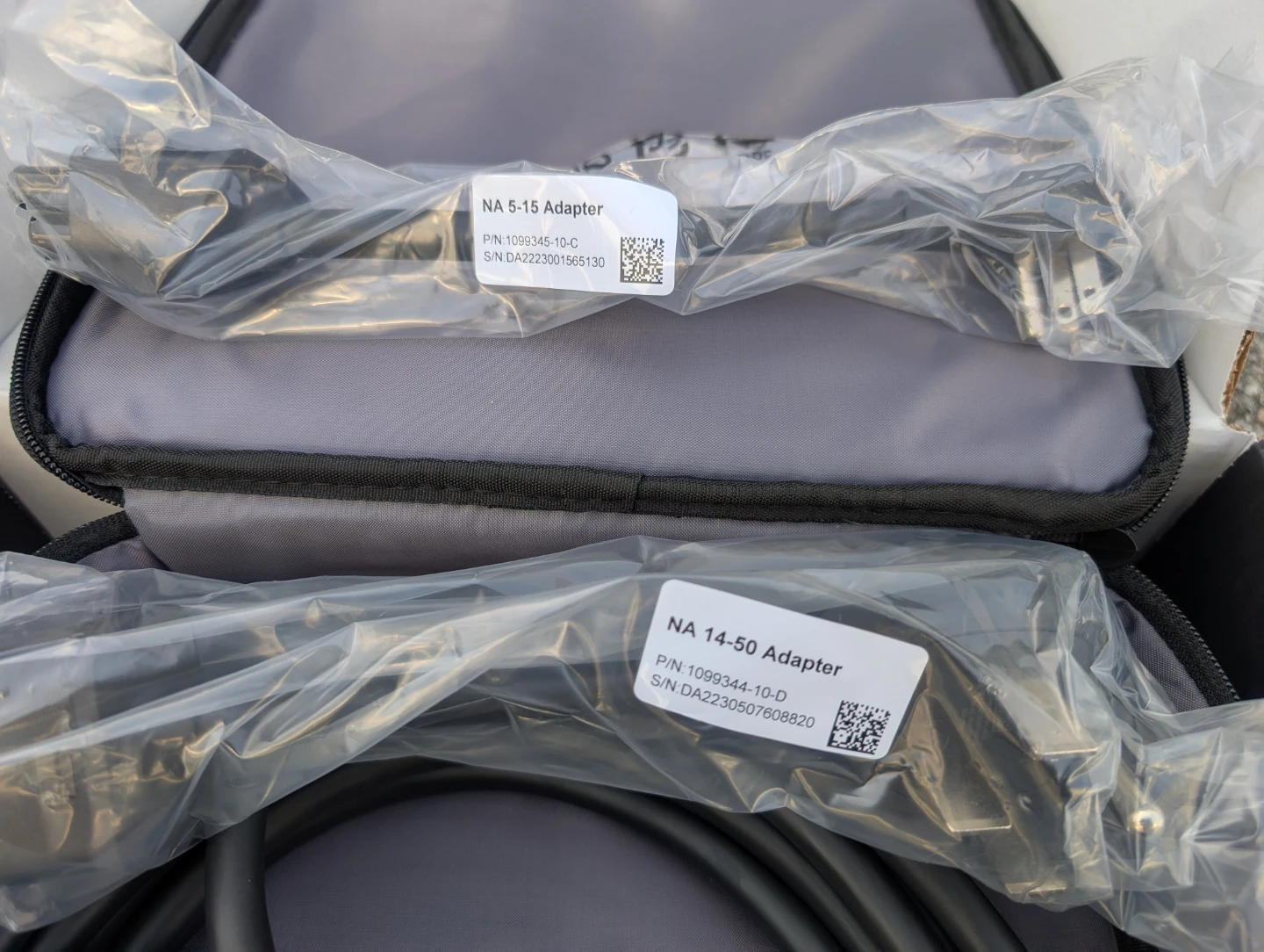 Tesla Mobile Connector with NA 5-15 and NA 14-50 Adapters - photo 4
