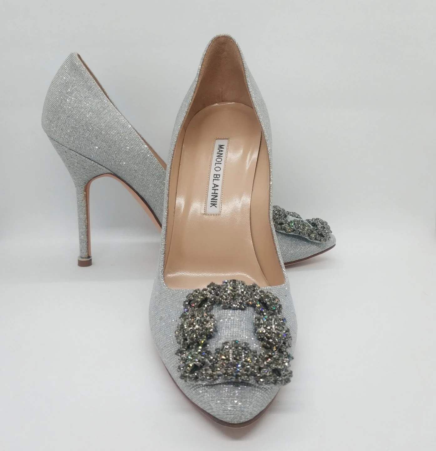 Manolo Blahnik Hangisi Silver Pumps - photo 5