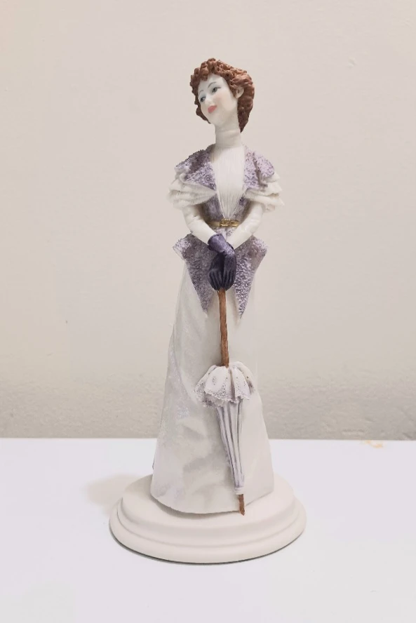 Vtg Handmade M. Salvestrini Figurine