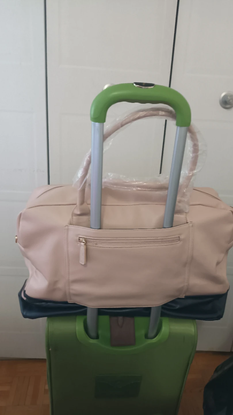 Pink Duffle Bag with Detachable Strap - photo 3