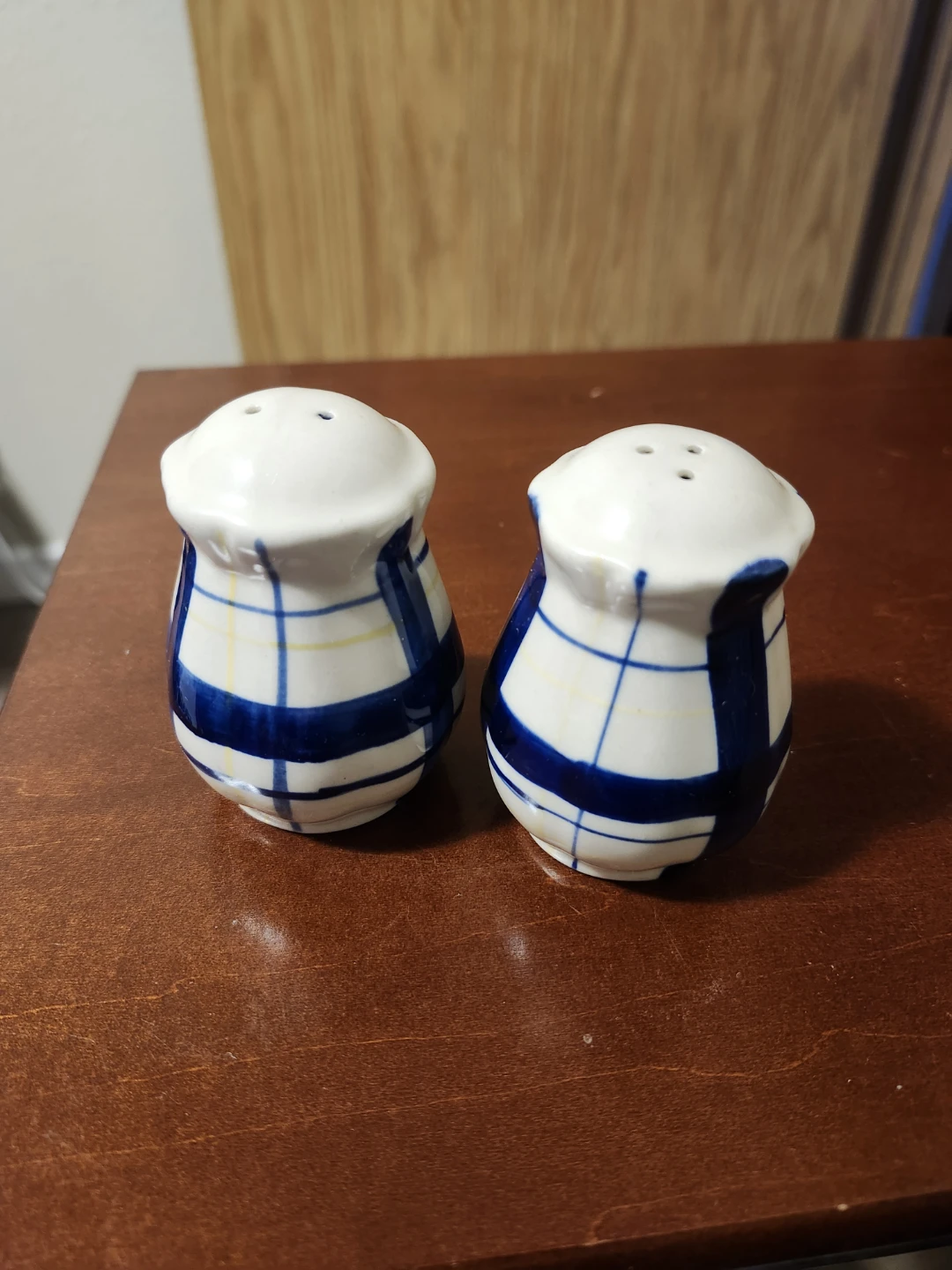 Salt and Pepper Shakers - Blue and White Plaid