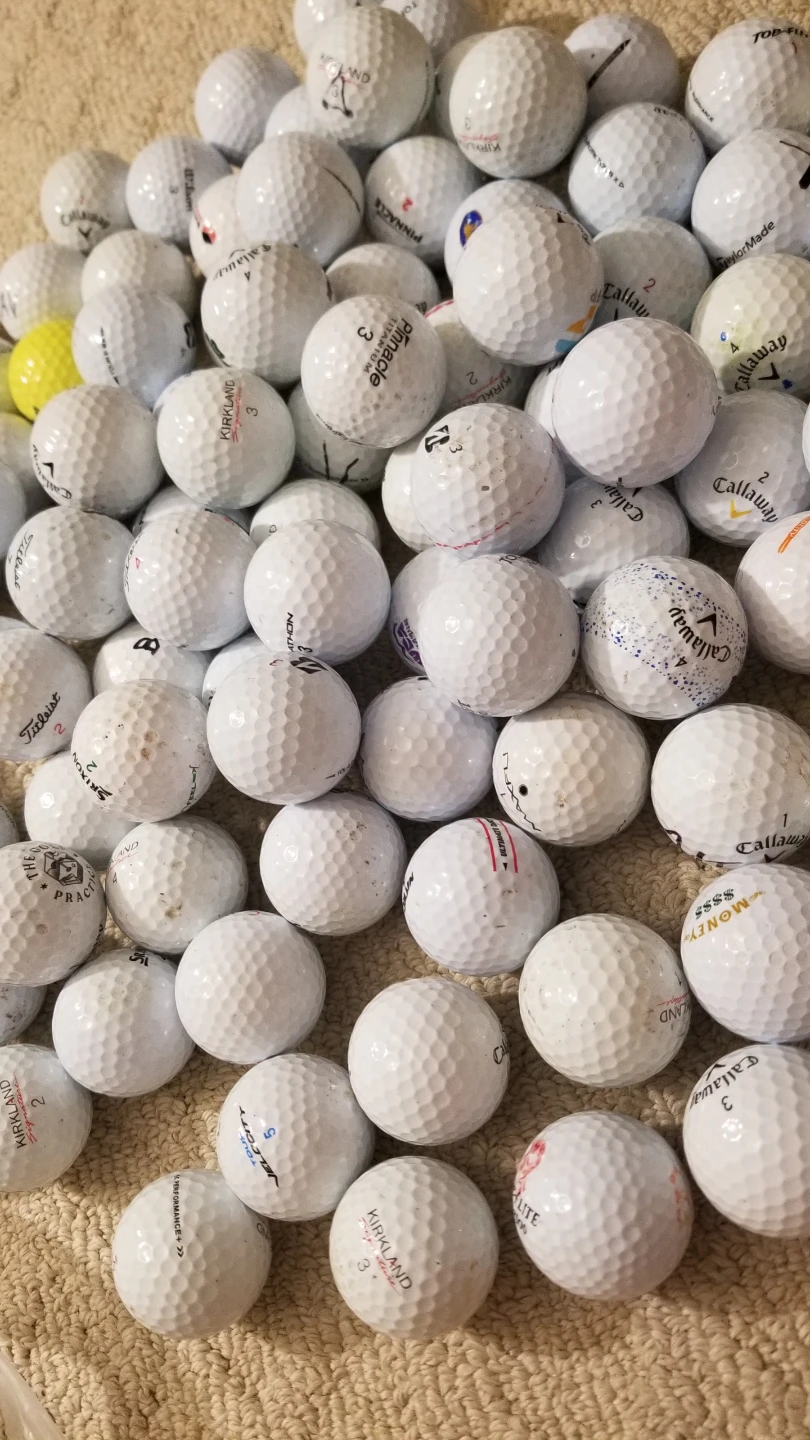 100 Mixed Brands Playable Golf Balls. - photo 2