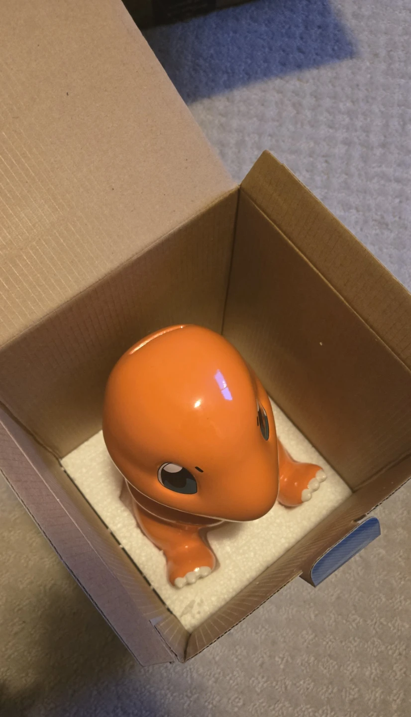 Pokemon Charmander Piggybank - photo 4