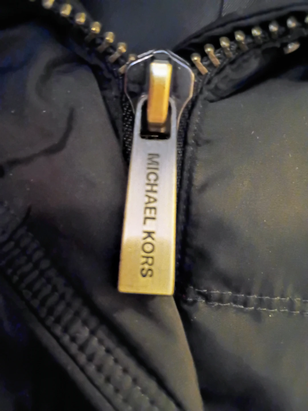 Michael Kors Puffer Coat with Faux Fur Hood - Khaki Green - XL - photo 3