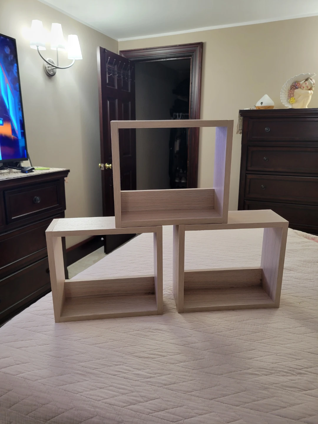 Wooden Cube Shelves Set (3)