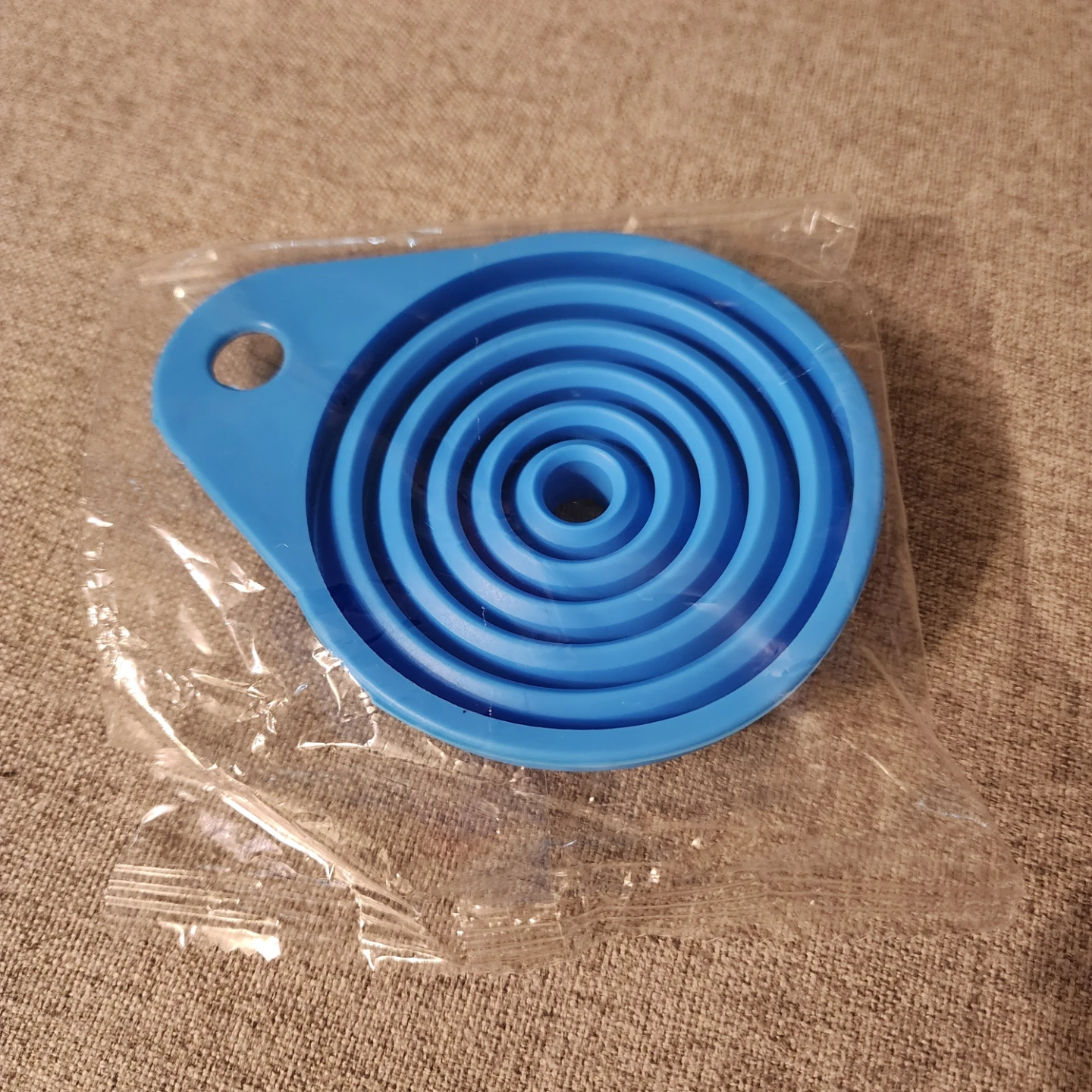 Blue Collapsible Silicone Funnel - photo 5