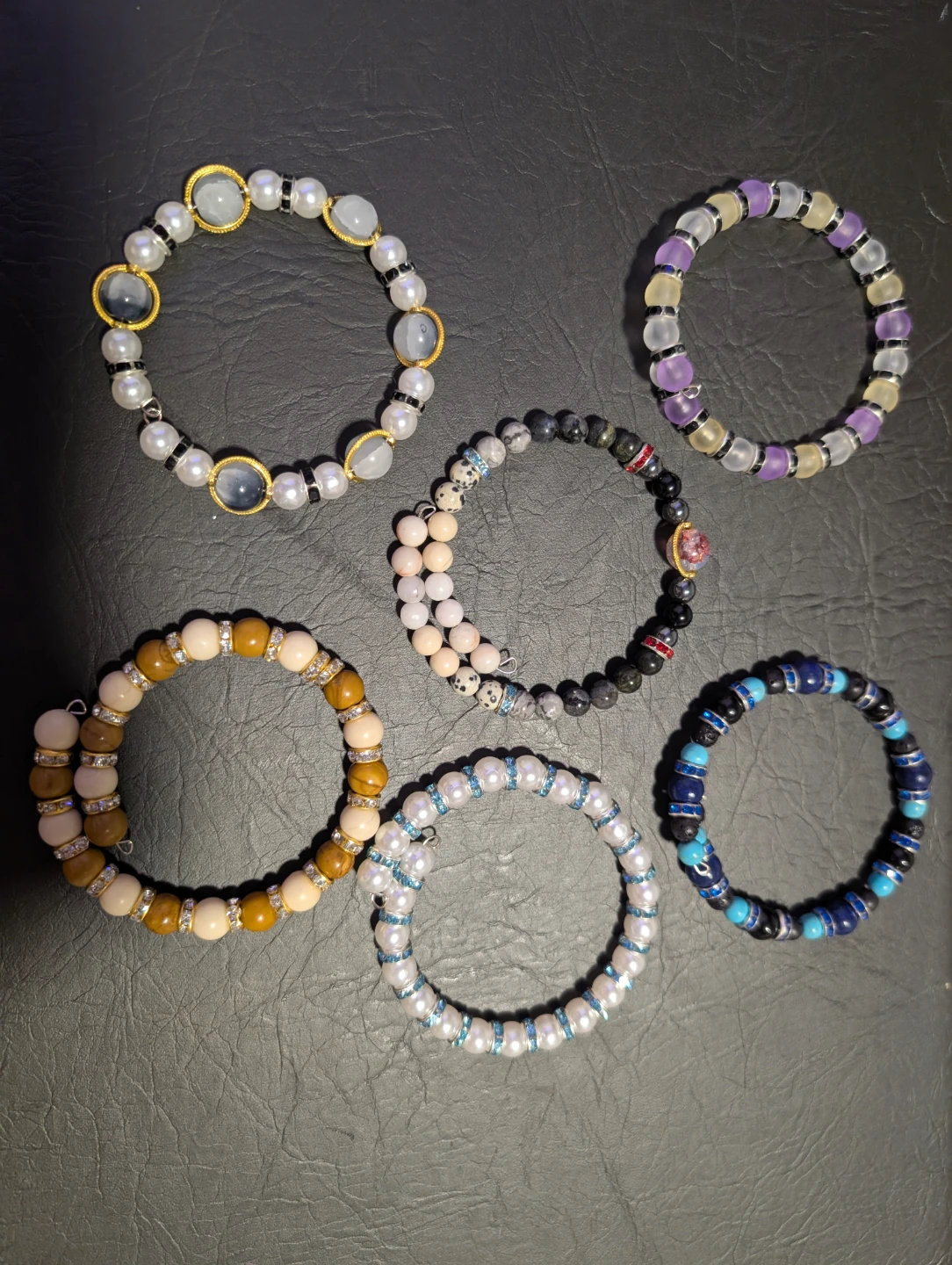Handmade Beaded Bracelets and Earrings - photo 3