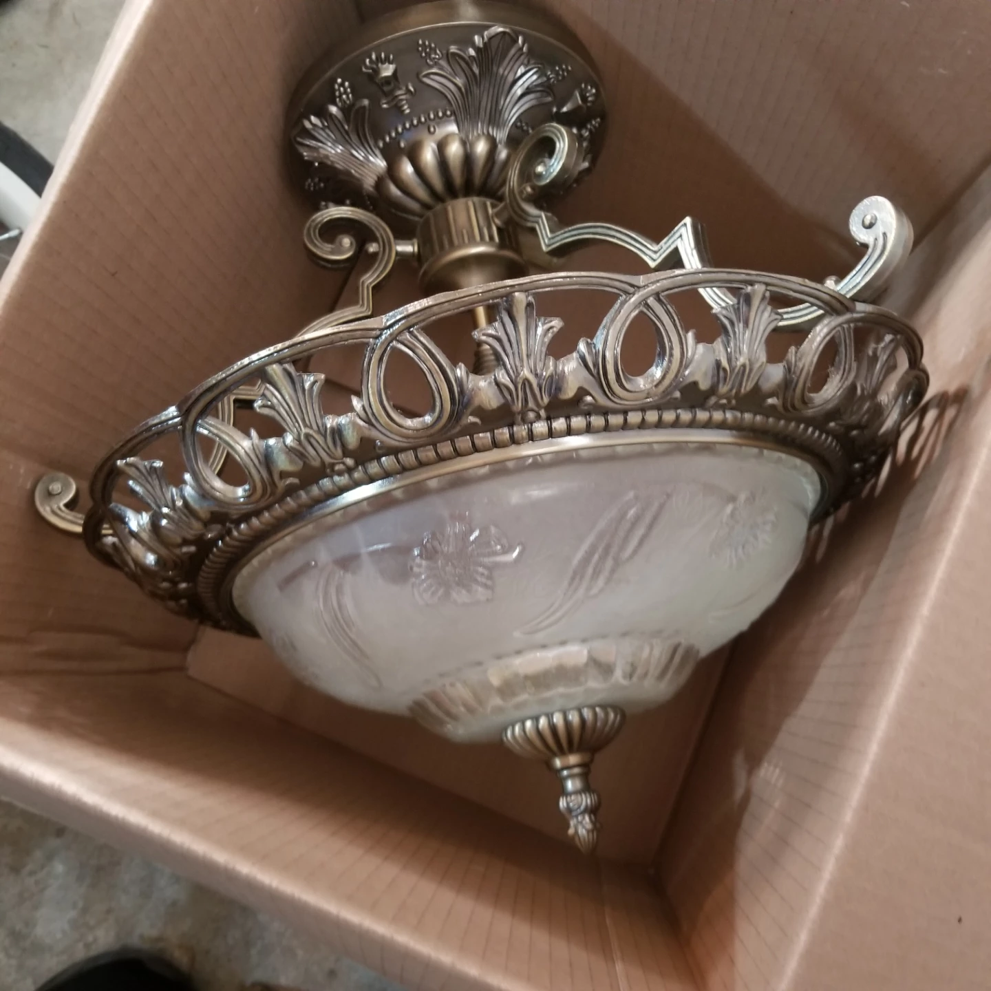 LIGHT FIXTURE - photo 3