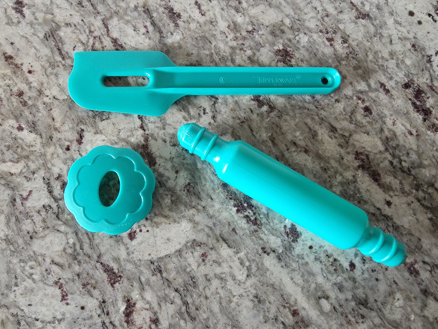 Tupperware Kids Baking Set