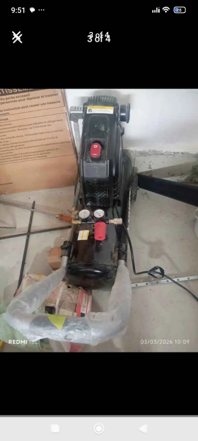Husky 8 Gallon Air Compressor - photo 2