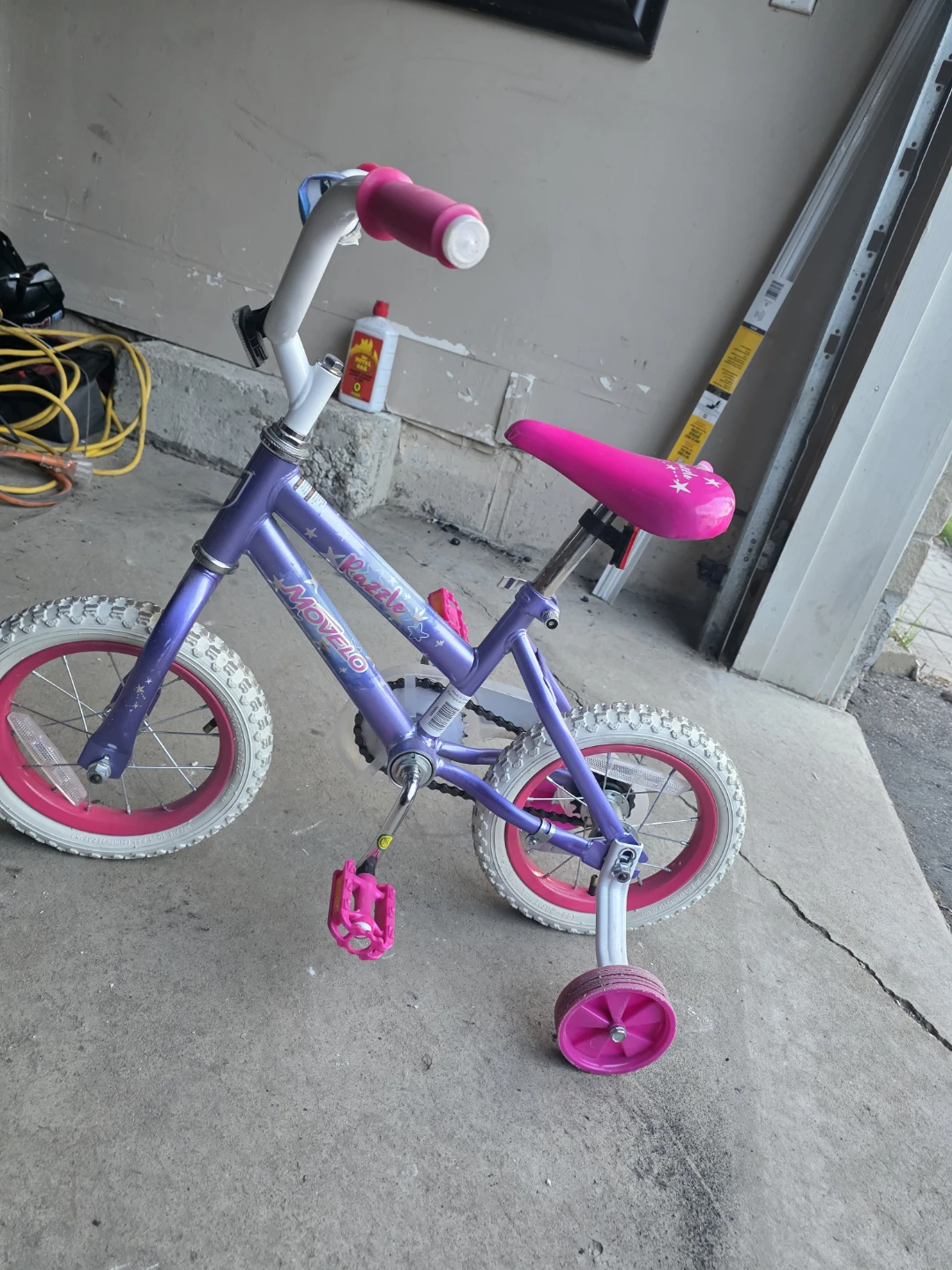 Kids' Purple and Pink Bicycle with Training Wheels - photo 2