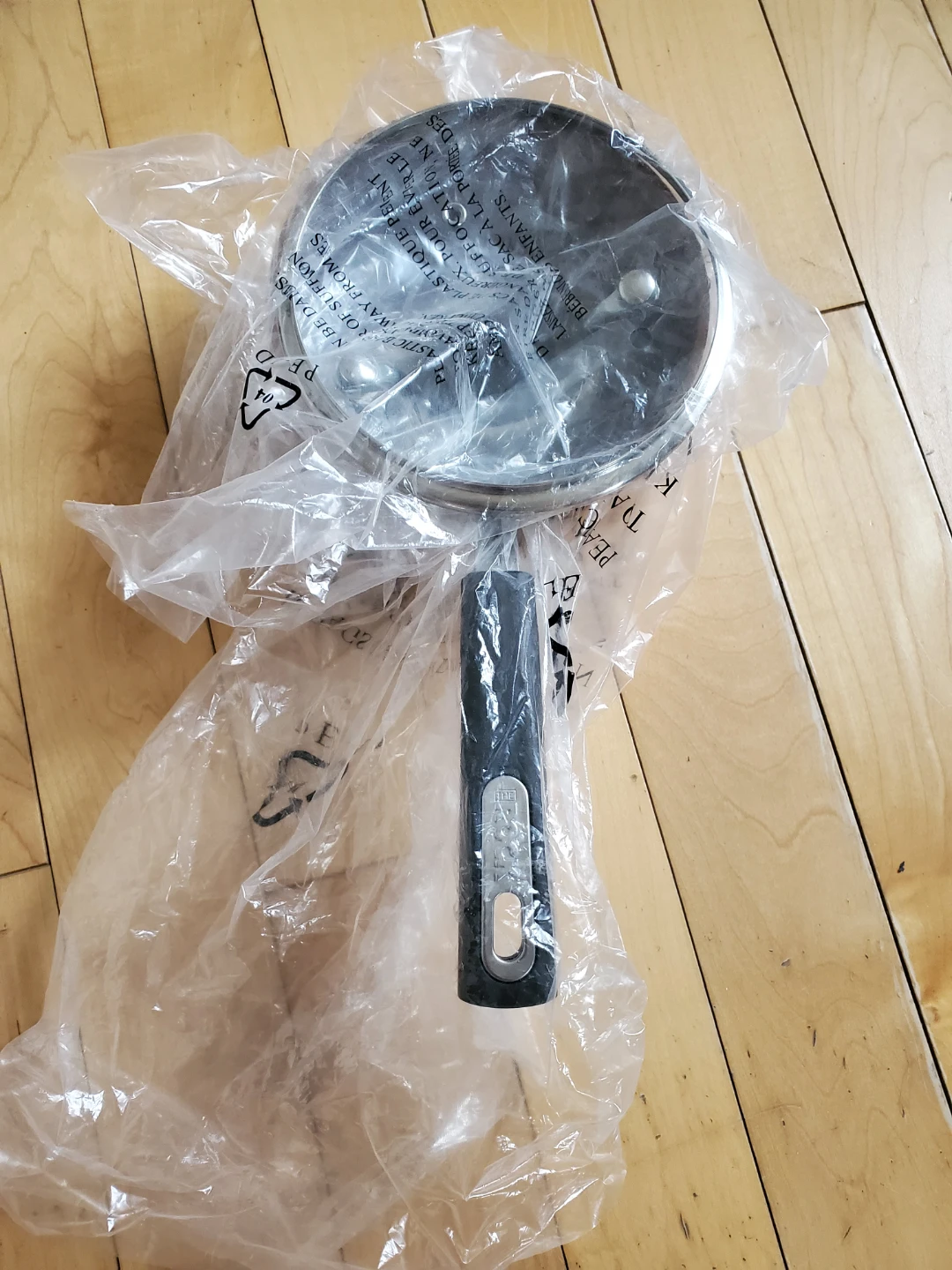Brand New Rock 1.5 Quart Saucepan with Lid - photo 2