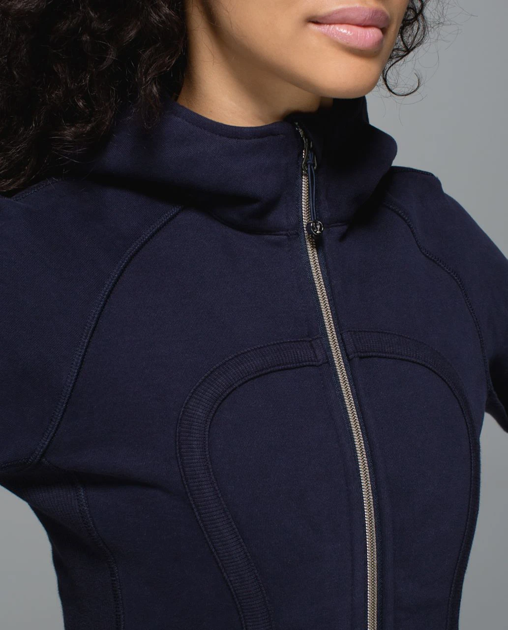 Lululemon Scuba Hoodie II - Size 6 - photo 5