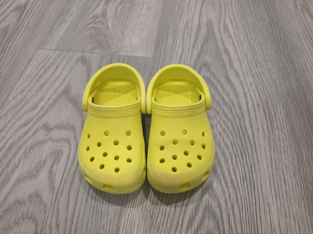 Yellow Crocs Kids Size C6