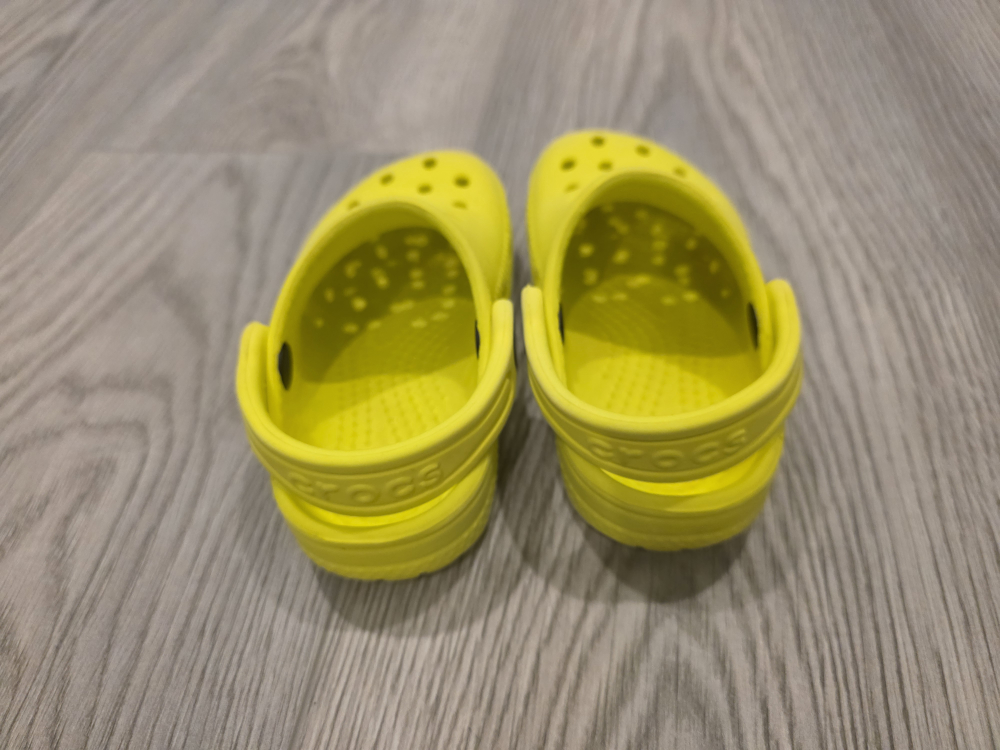 Yellow Crocs Kids Size C6 - photo 2