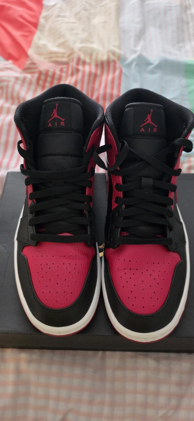 Air Jordan 1 Mid Red Black Sneakers - photo 2