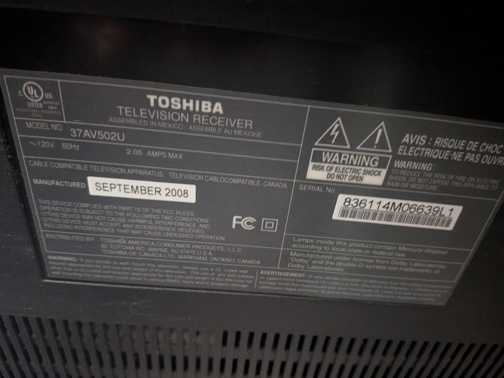 Toshiba 37" 720p HD LCD TV (NOT SMART TV) - photo 4