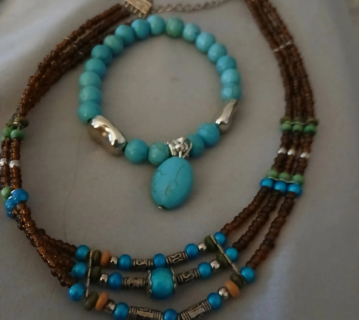 Turquoise Beaded Necklace and Bracelet Set - photo 2