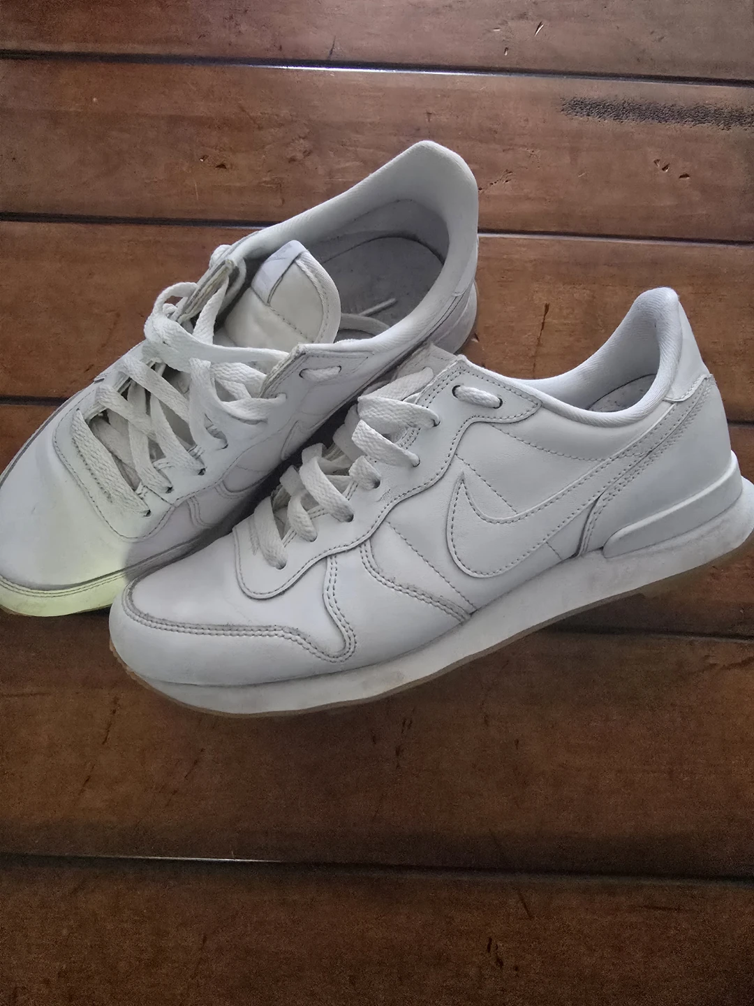 Nike White Leather Sneakers