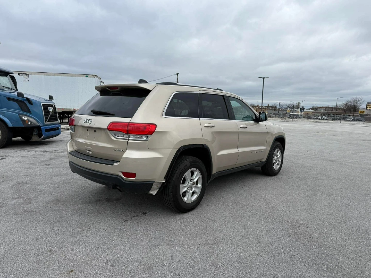 Jeep grand Cherokee - photo 2