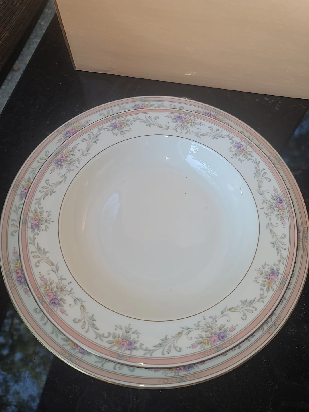 Christopher Stuart Spring Crest Bone China Dinnerware Set - photo 2