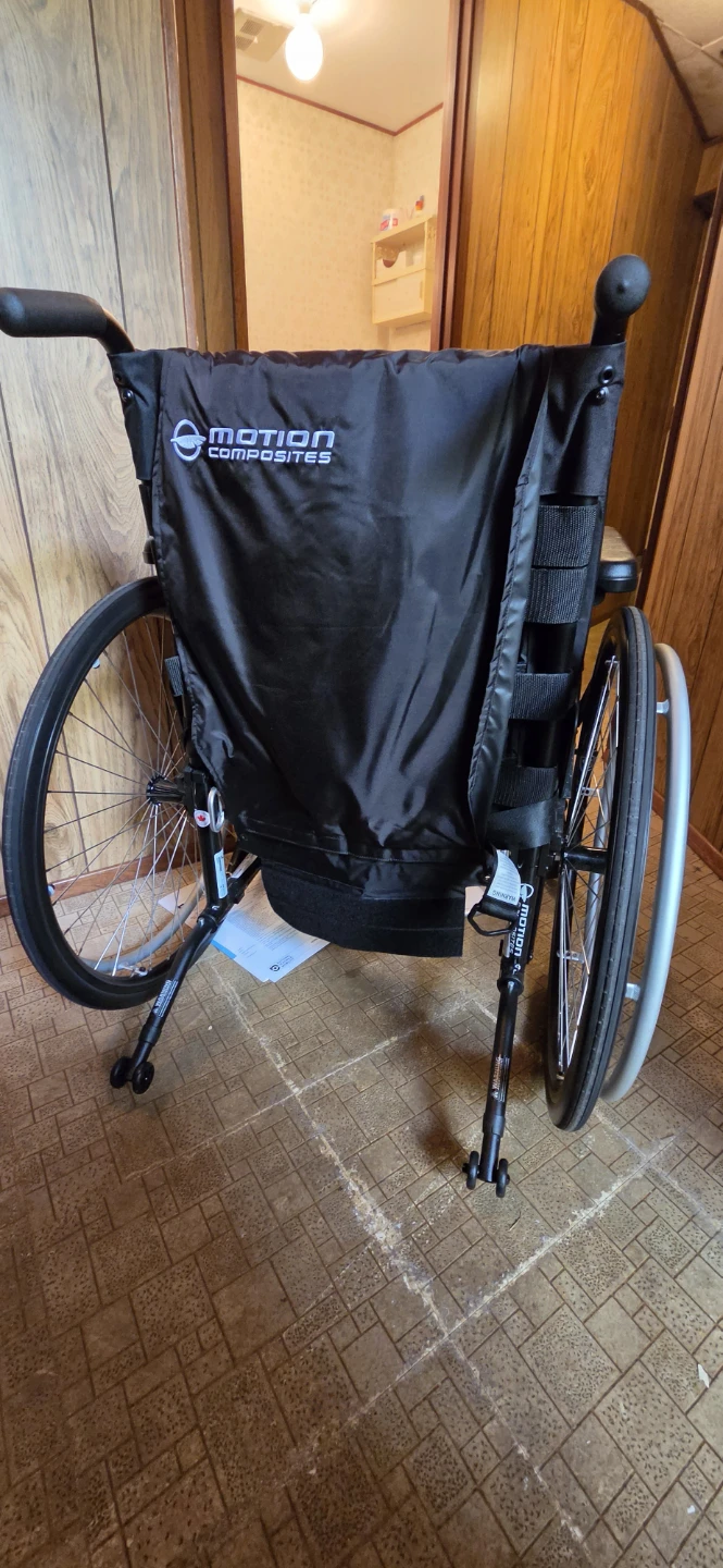 Move 18x18 Wheelchair - photo 3