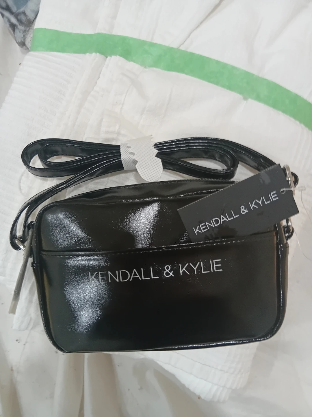 Kendall & Kylie Black Patent Crossbody Bag - photo 2