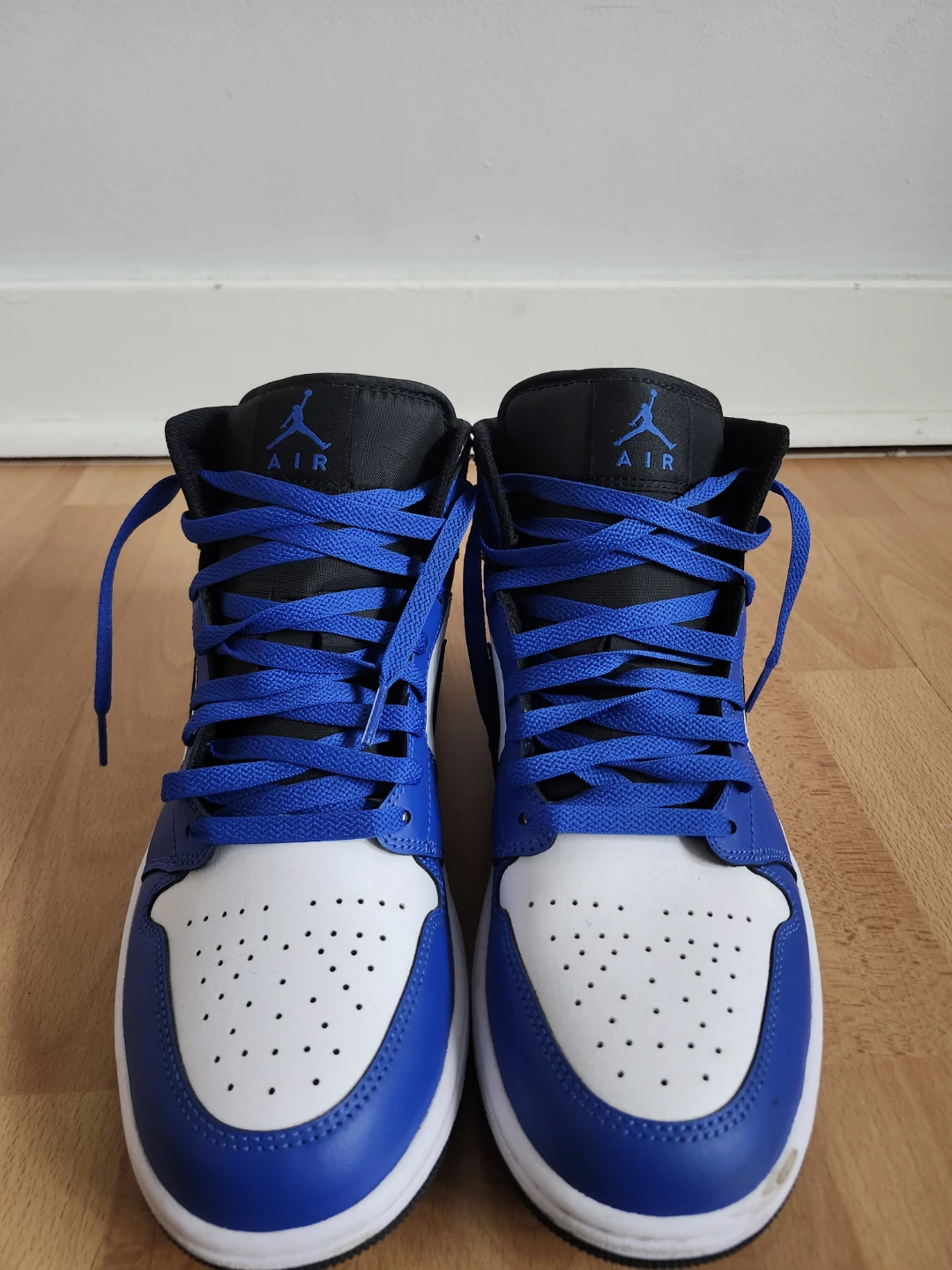 Air Jordan 1 Mid "Royal Blue" Sneakers - photo 2
