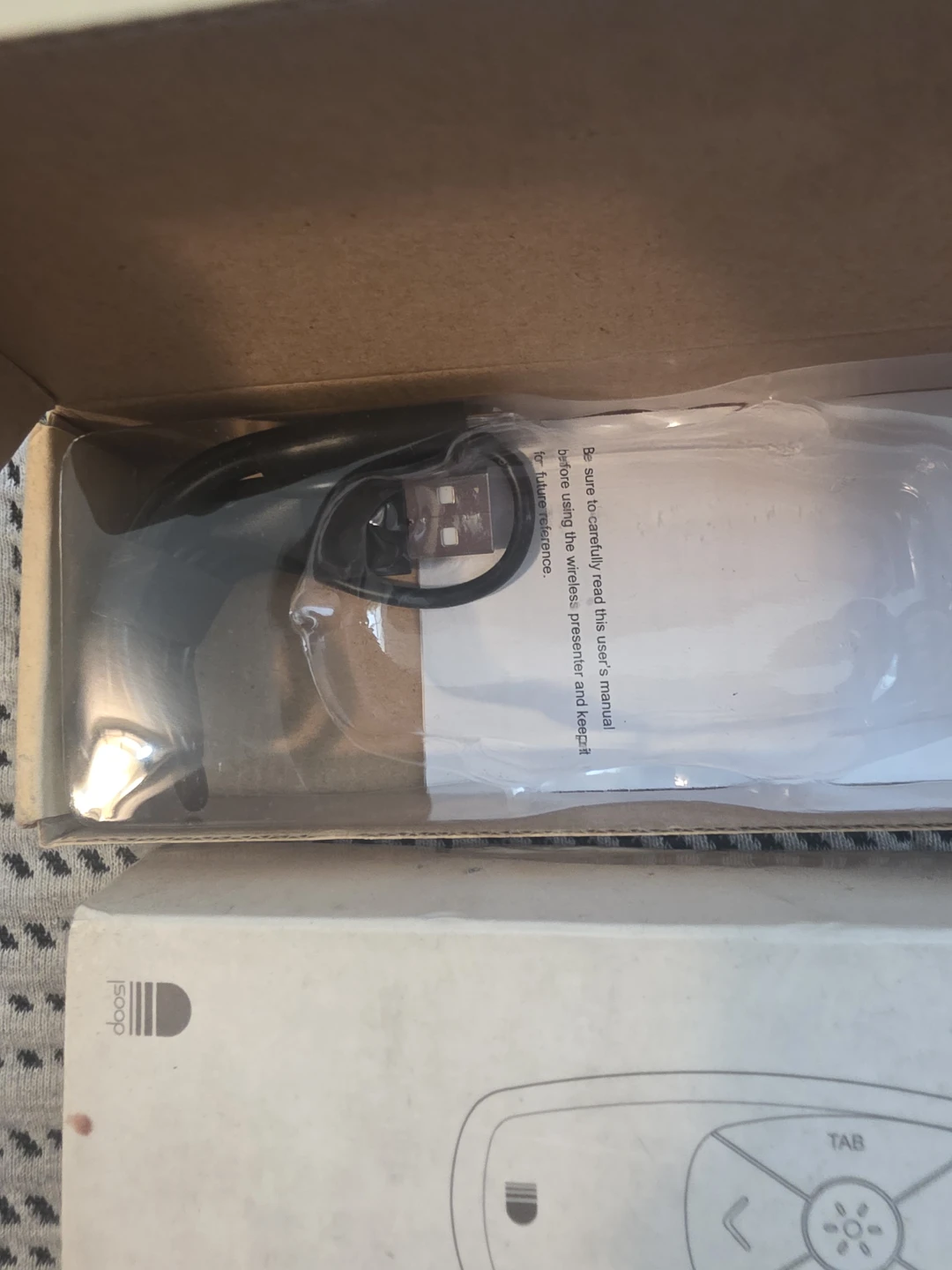 Wireless Presenter Clicker - photo 2