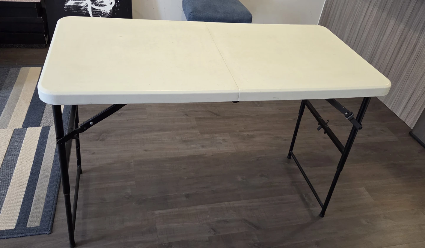 Folding Table - photo 2