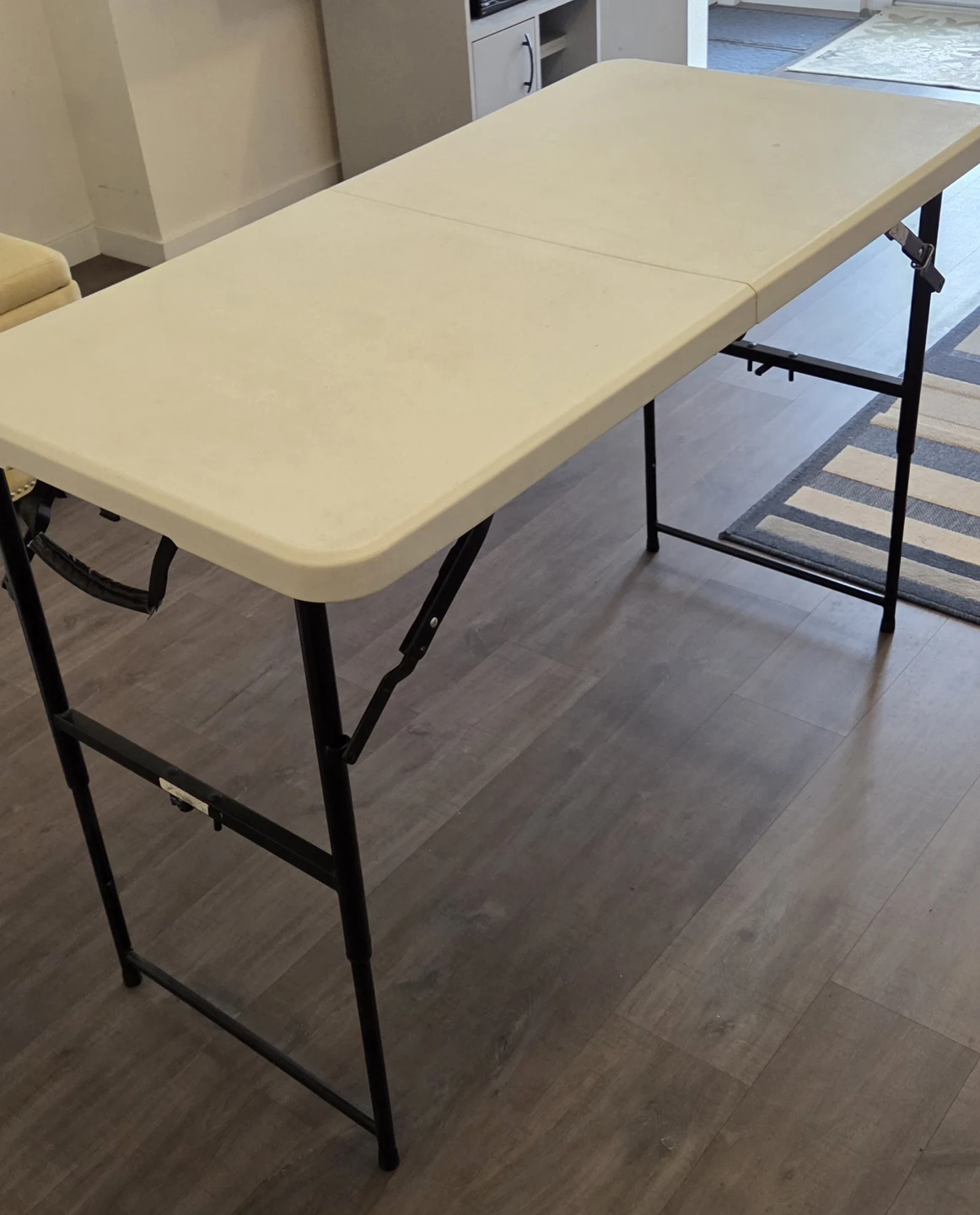 Folding Table - photo 4