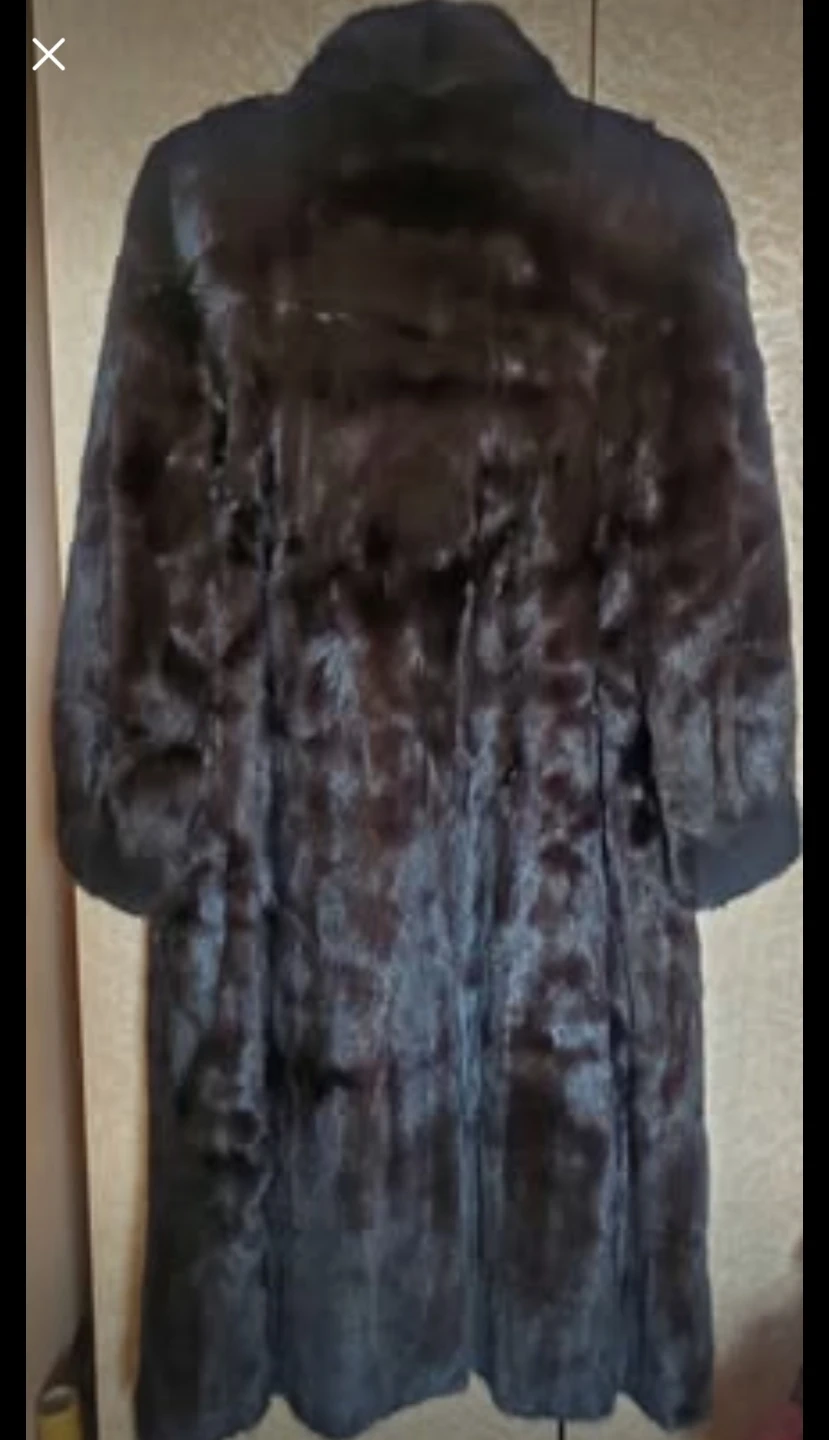 Women's Mink Fur Coat - photo 3