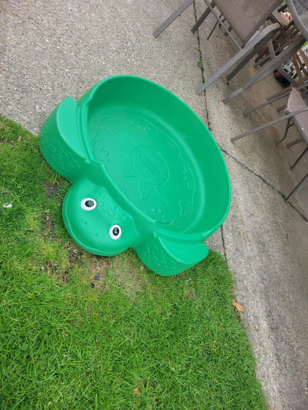 Little Tikes Turtle Sandbox or pool - photo 2