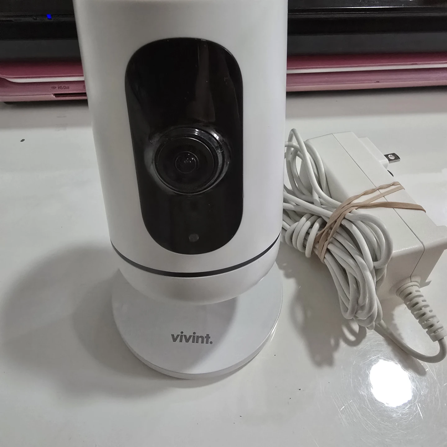 Vivint Ping SmartHome Indoor Security Camera