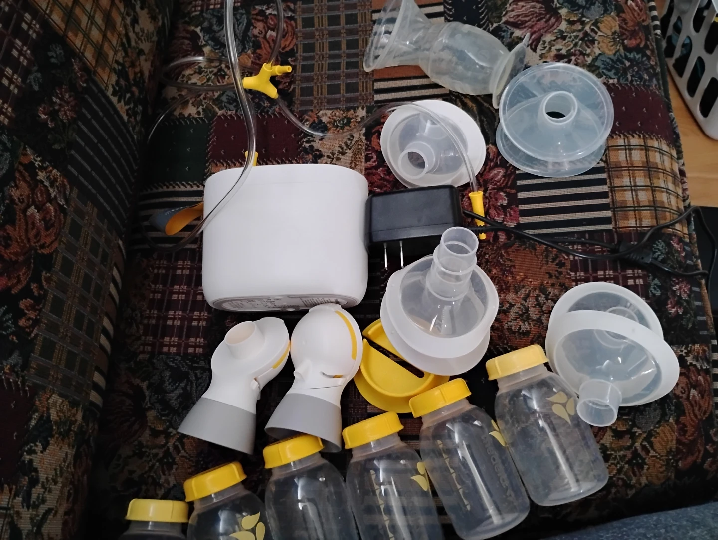 Breast pump