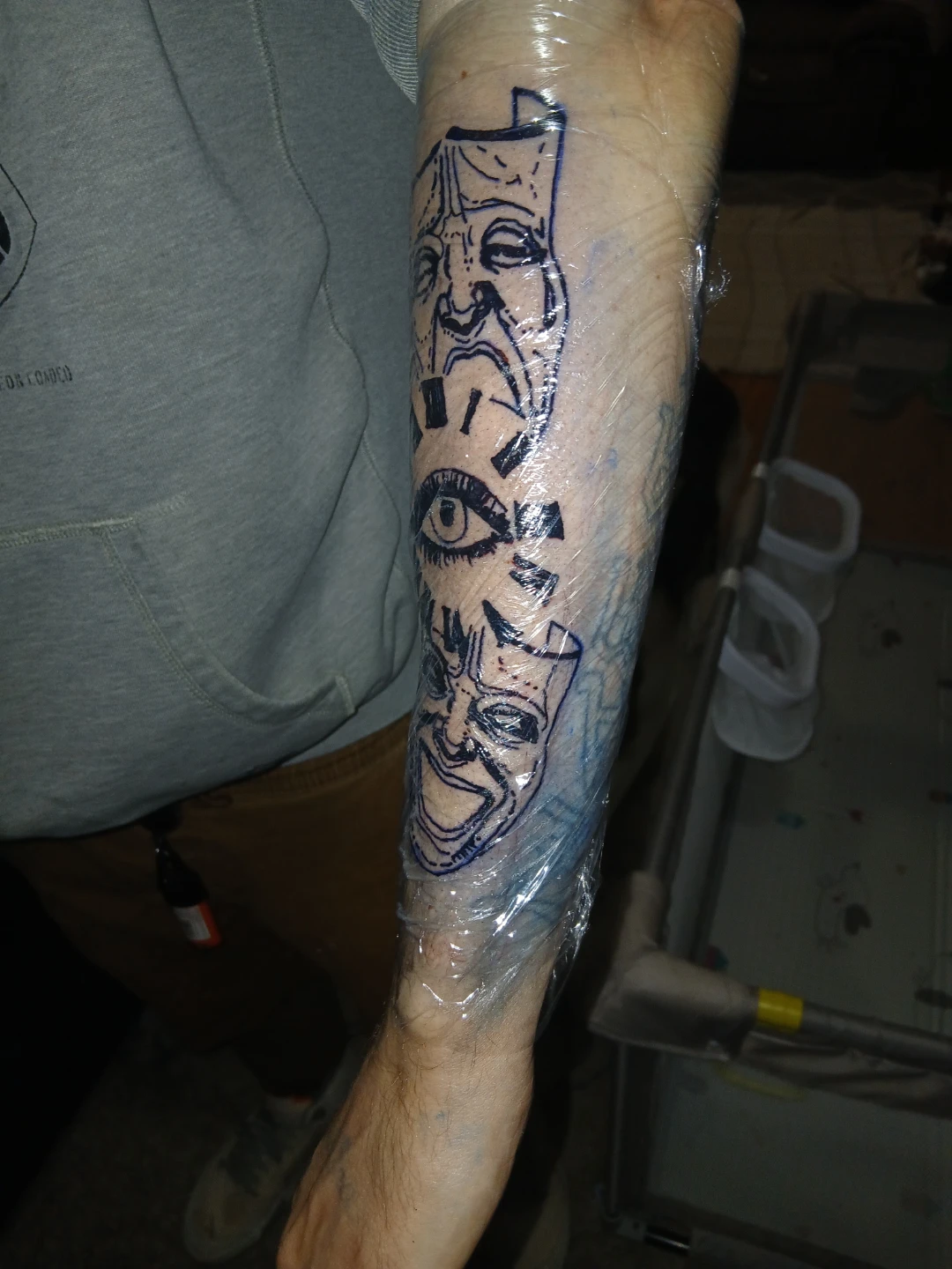 Tattoos for a ps4 pro or a xbox series s send ur offers - photo 4