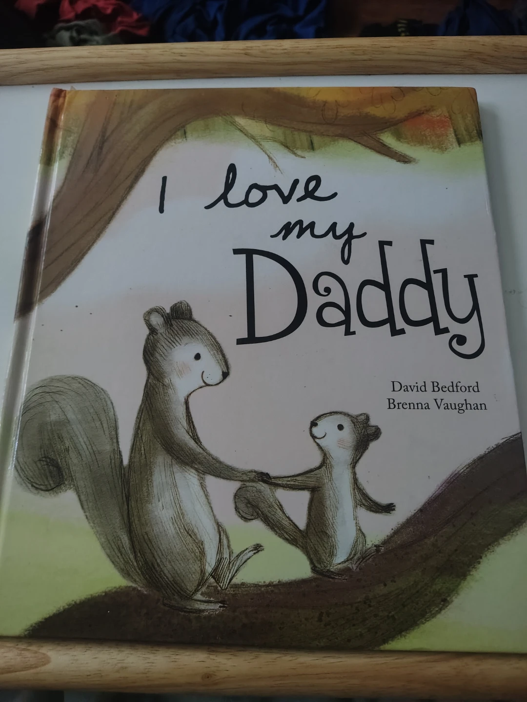 3 children's books. - photo 2