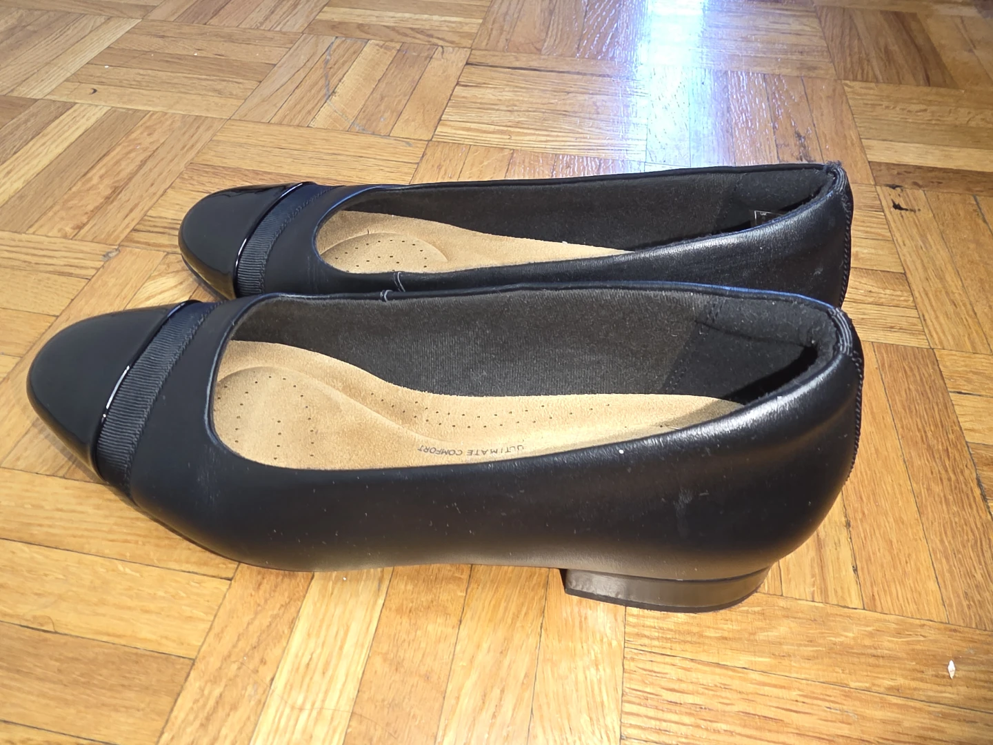 Clarks Collection Women's Black Ballet Flats - photo 2