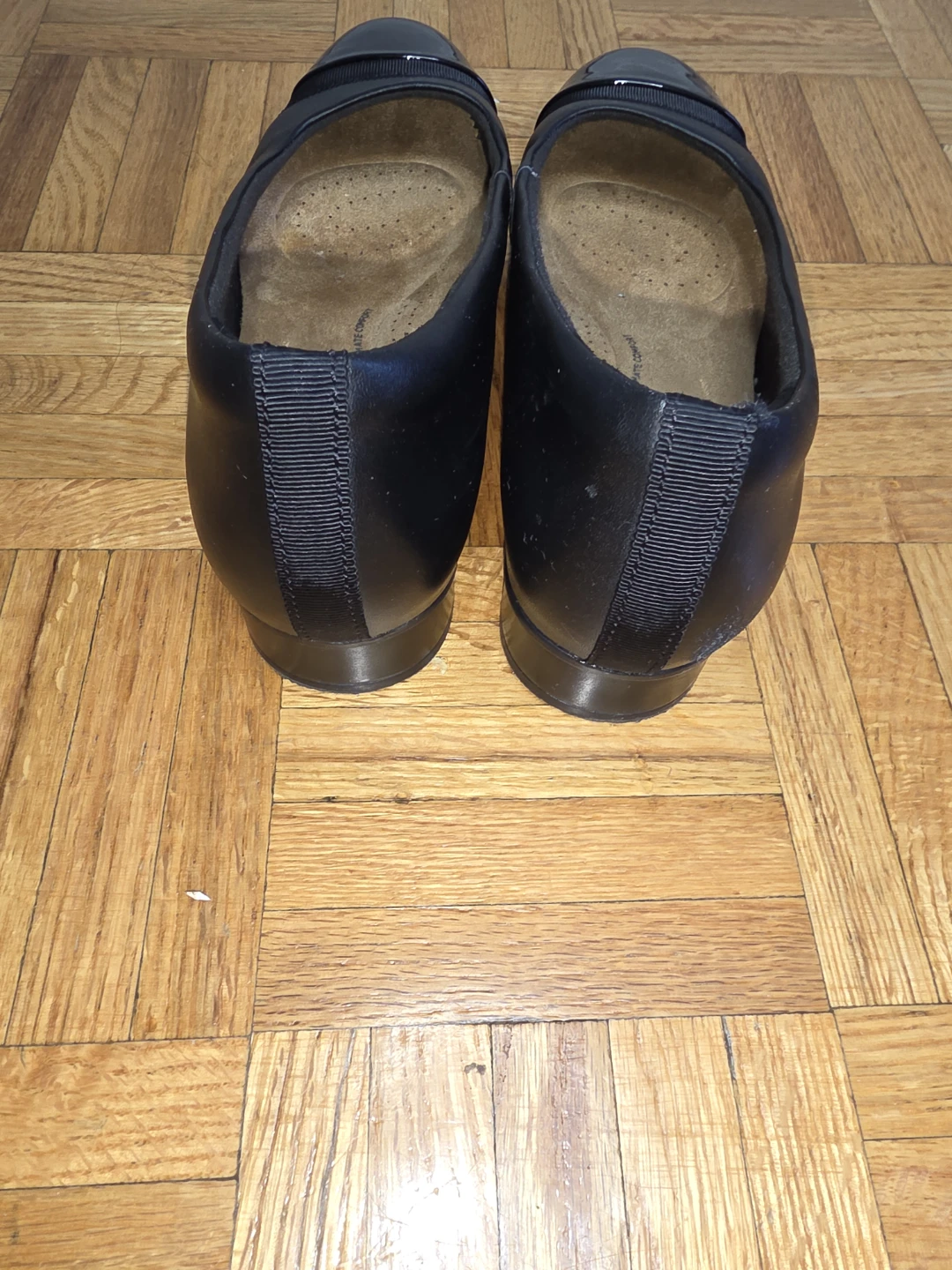 Clarks Collection Women's Black Ballet Flats - photo 4